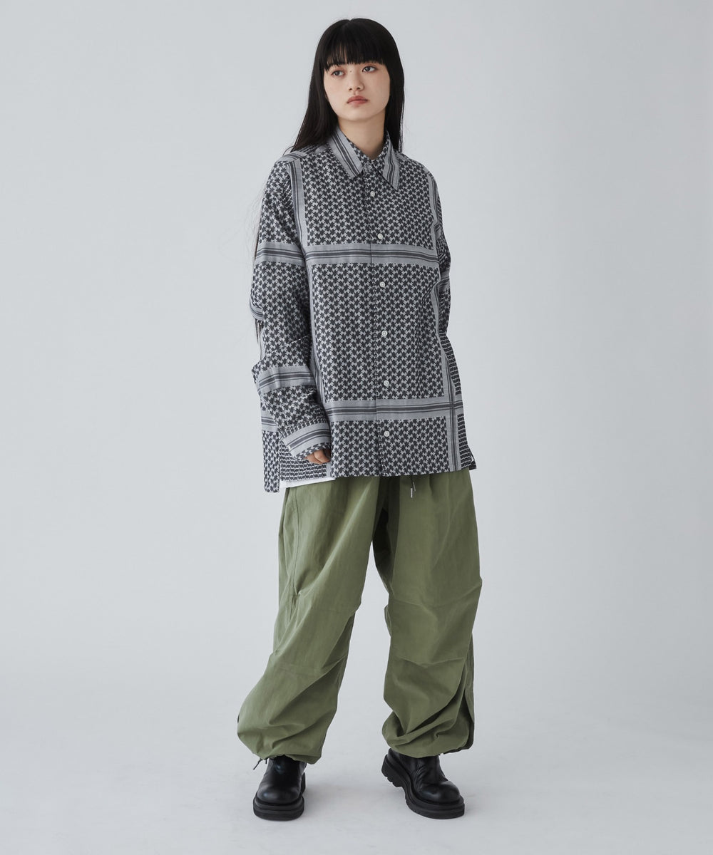 柄1 モデル：165cm M着用 