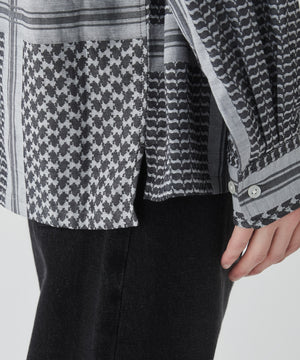 チェックパターンシャツ