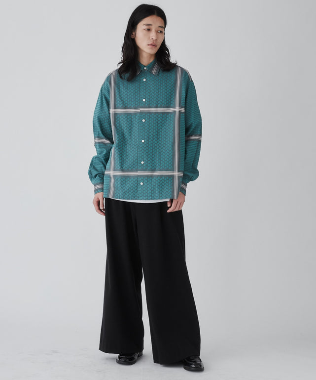 柄2 モデル：181cm L着用