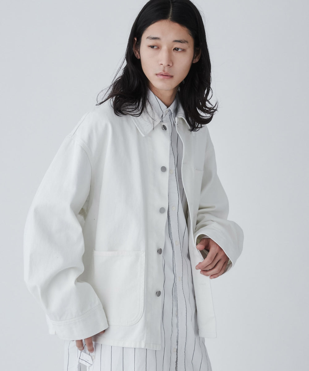 ホワイト モデル：181cm L着用