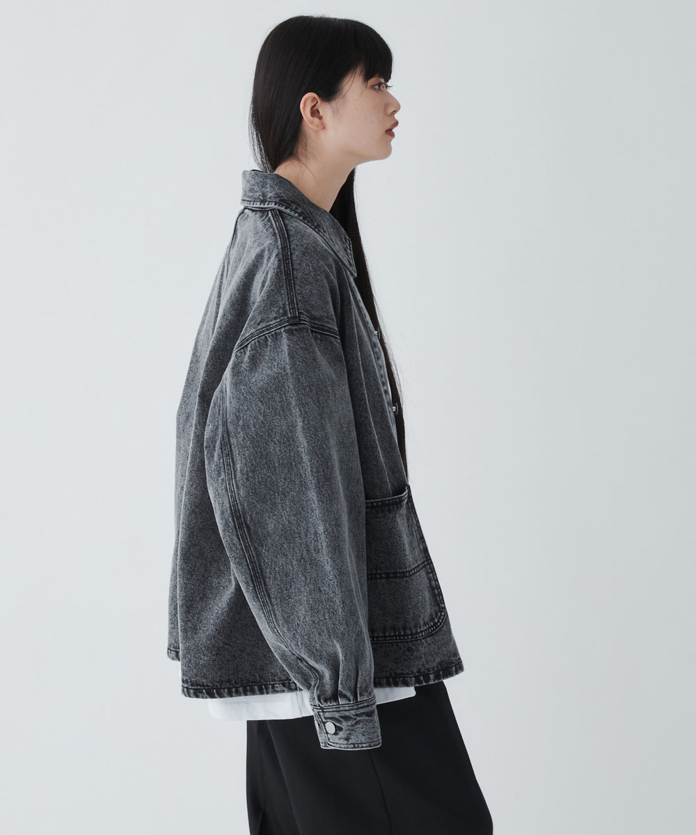 ブラック モデル：165cm M着用 