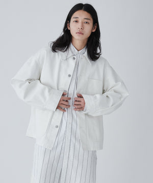 ホワイト モデル：181cm L着用