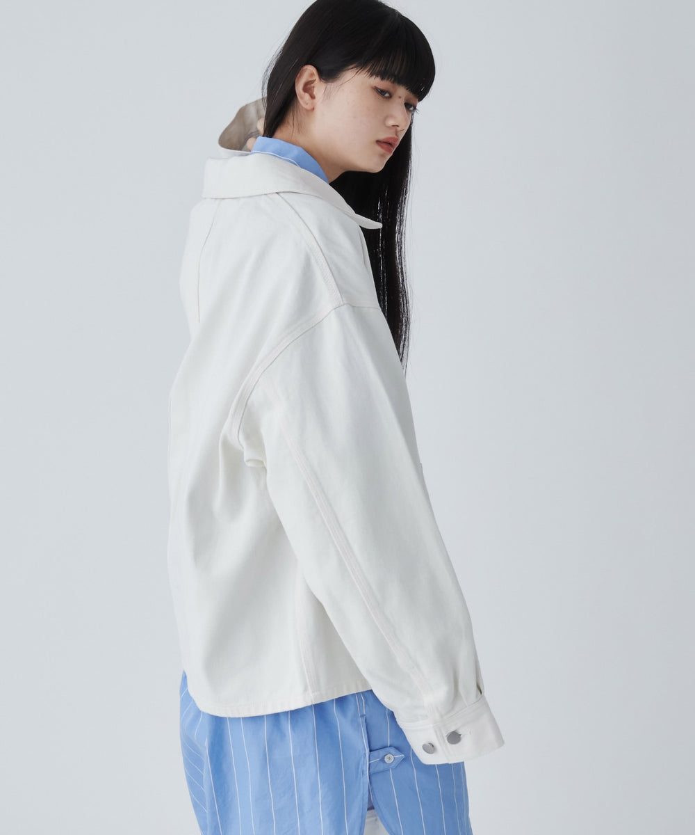 ホワイト モデル：165cm M着用 