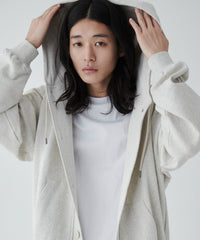 グレーソノタ / M