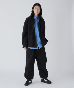 ブラック モデル：181cm L着用