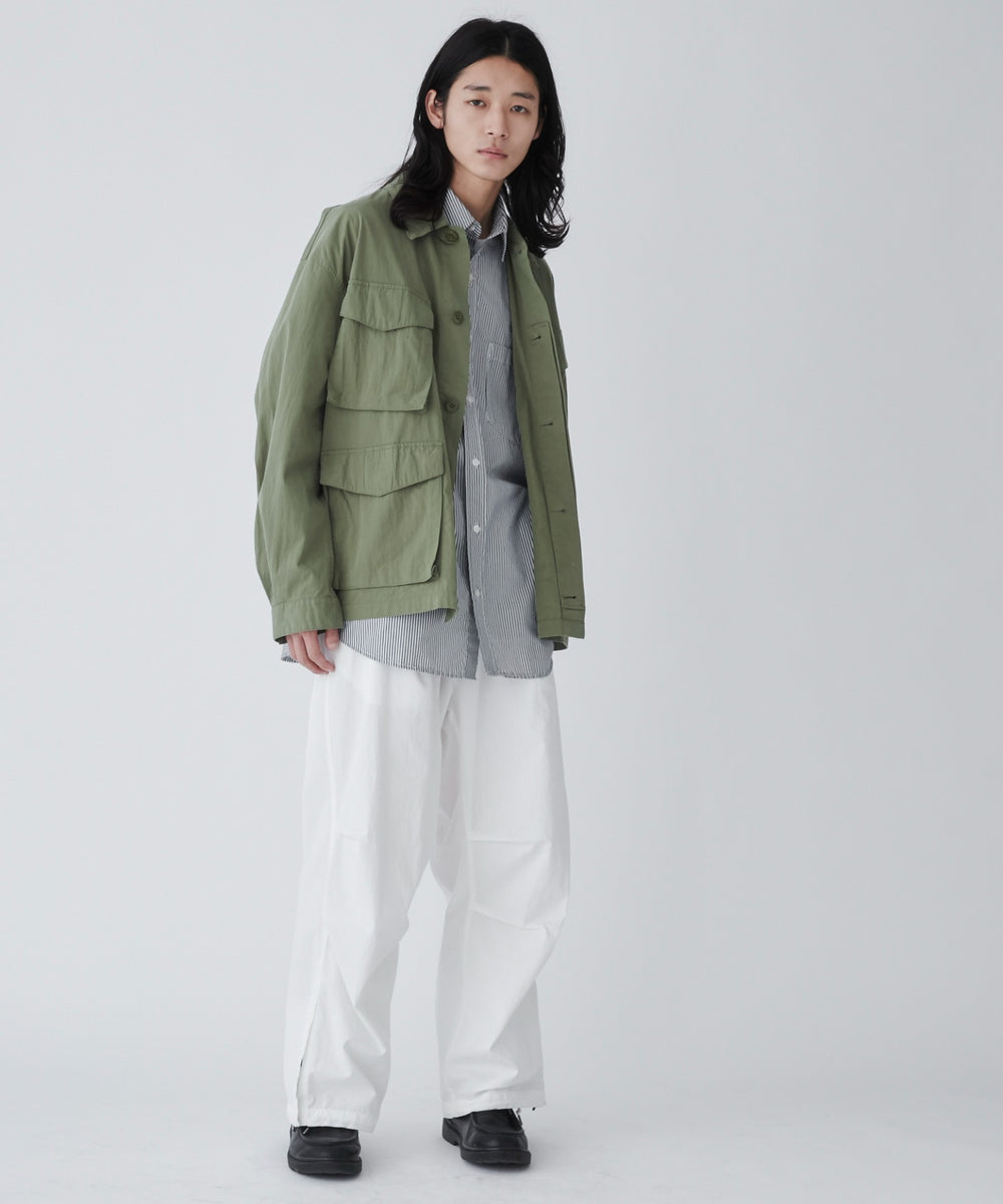 ホワイト モデル：181cm L着用