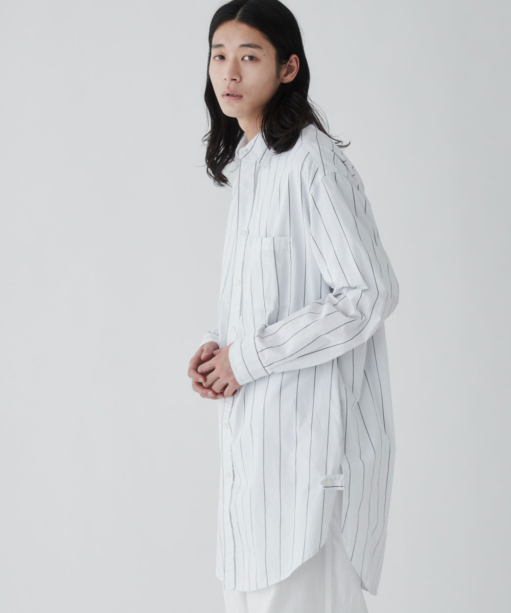 ホワイト系ストライプ モデル：181cm L着用