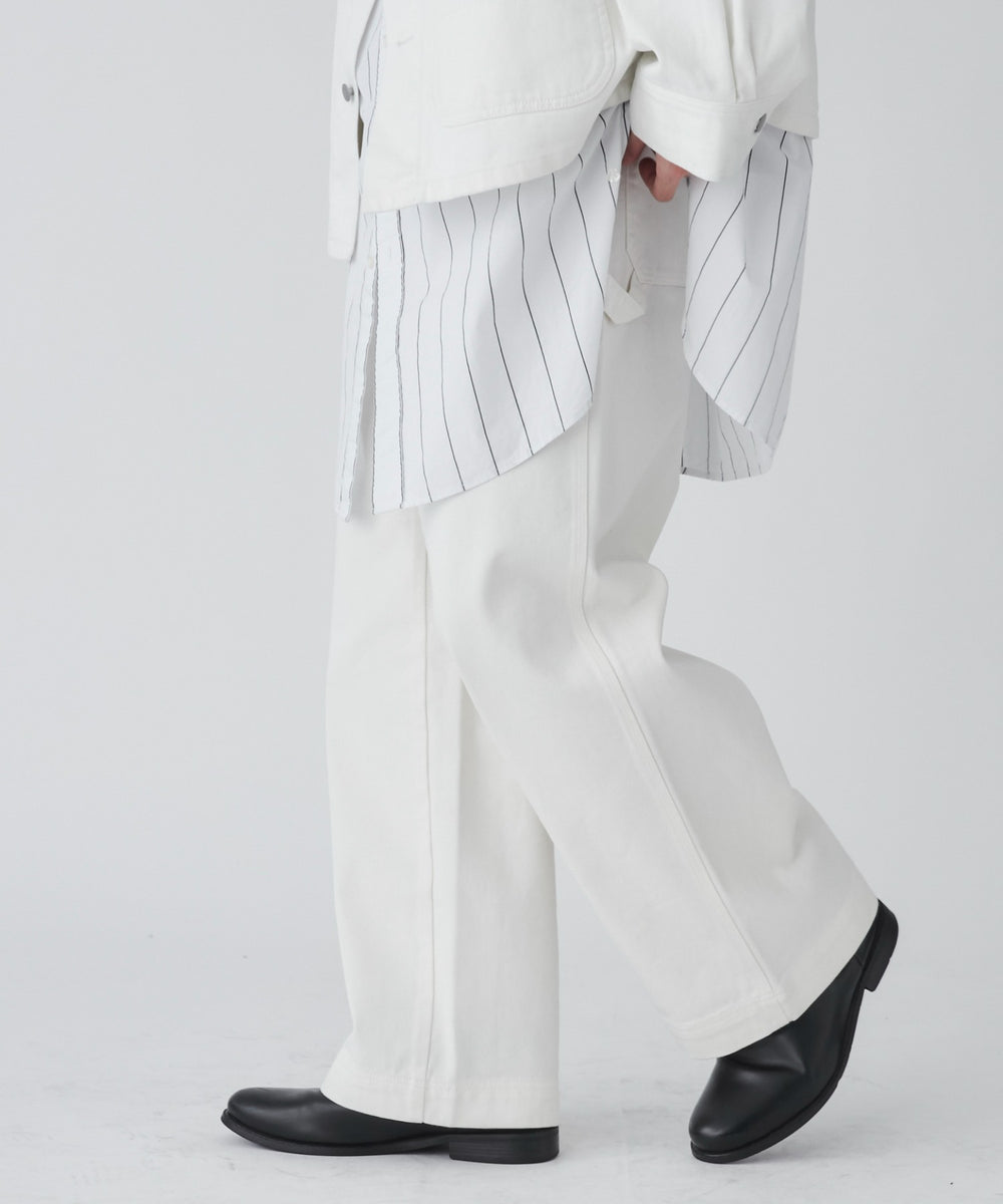 ホワイト モデル：181cm L着用