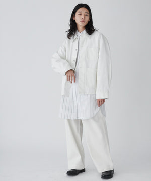 ホワイト モデル：181cm L着用