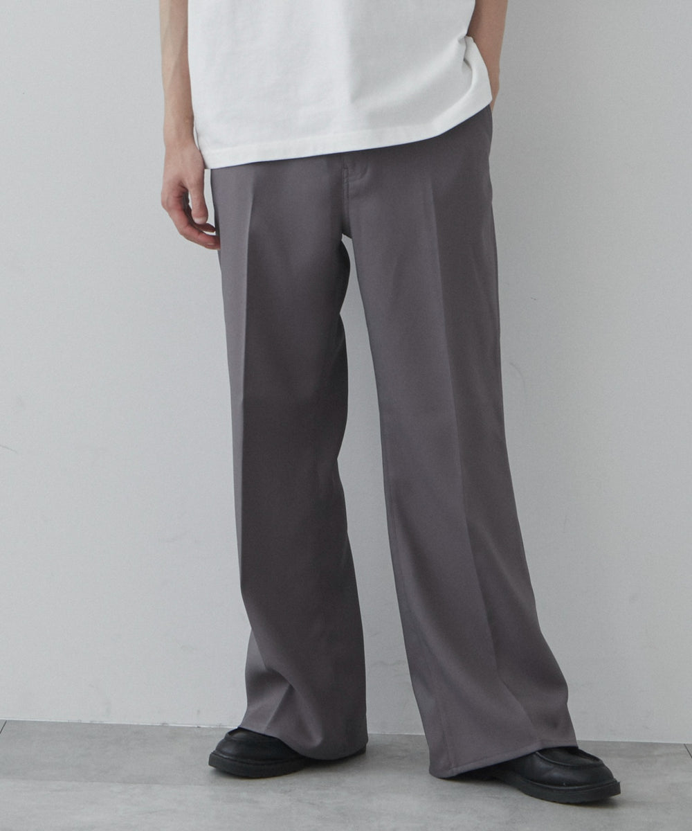 グレー モデル：181cm L着用