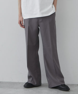 グレー モデル：181cm L着用