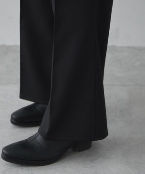 ブラック モデル：165cm M着用