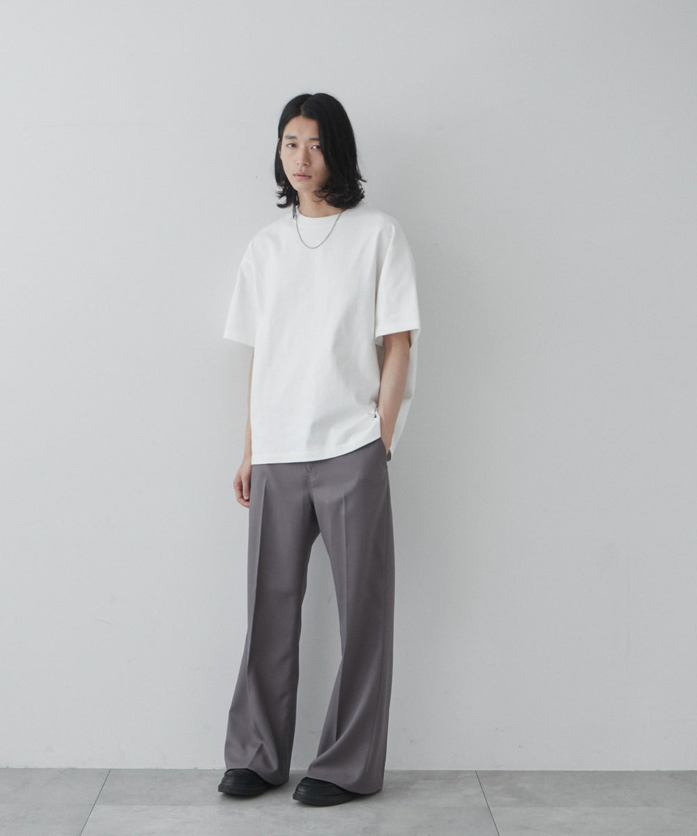 グレー モデル：181cm L着用