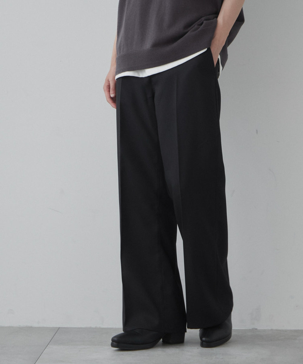 ブラック モデル：181cm L着用