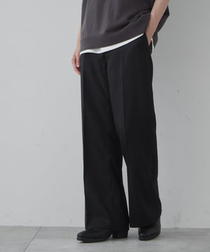 ブラック モデル：181cm L着用