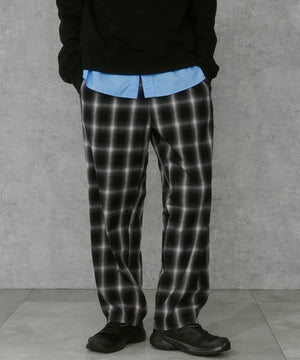 ブラックチェック モデル:183cm L着用