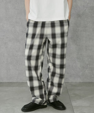 ホワイトチェック1 モデル:183cm L着用