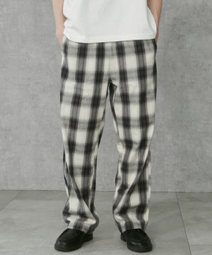 ホワイトチェック1 モデル:183cm L着用