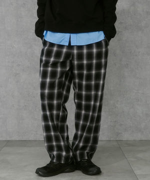 ブラックチェック モデル:183cm L着用