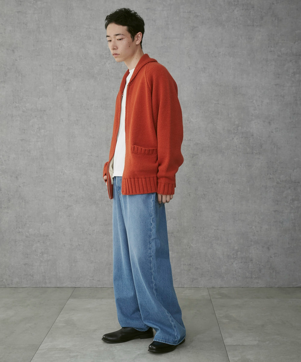 オレンジ モデル：183cm L着用