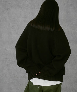 ブラック モデル：168cm M着用