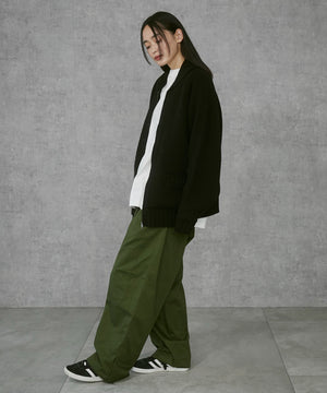 ブラック モデル：168cm M着用