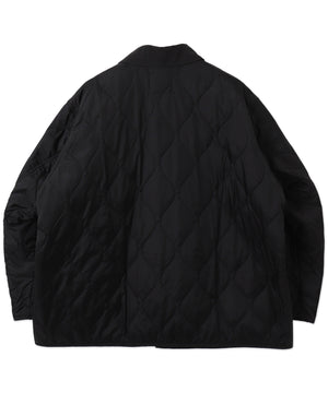 キルティングブルゾン