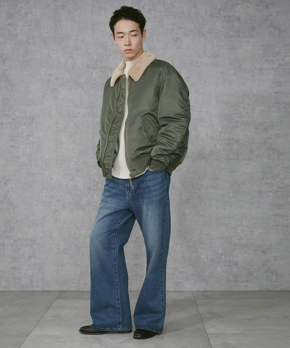 カーキ モデル：183cm L着用