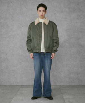 カーキ モデル：183cm L着用