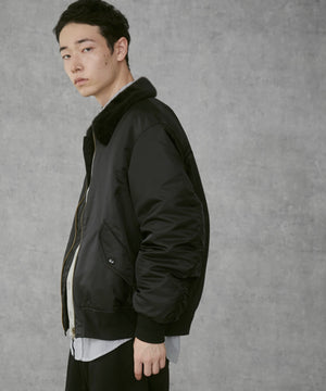 ブラック モデル：183cm L着用