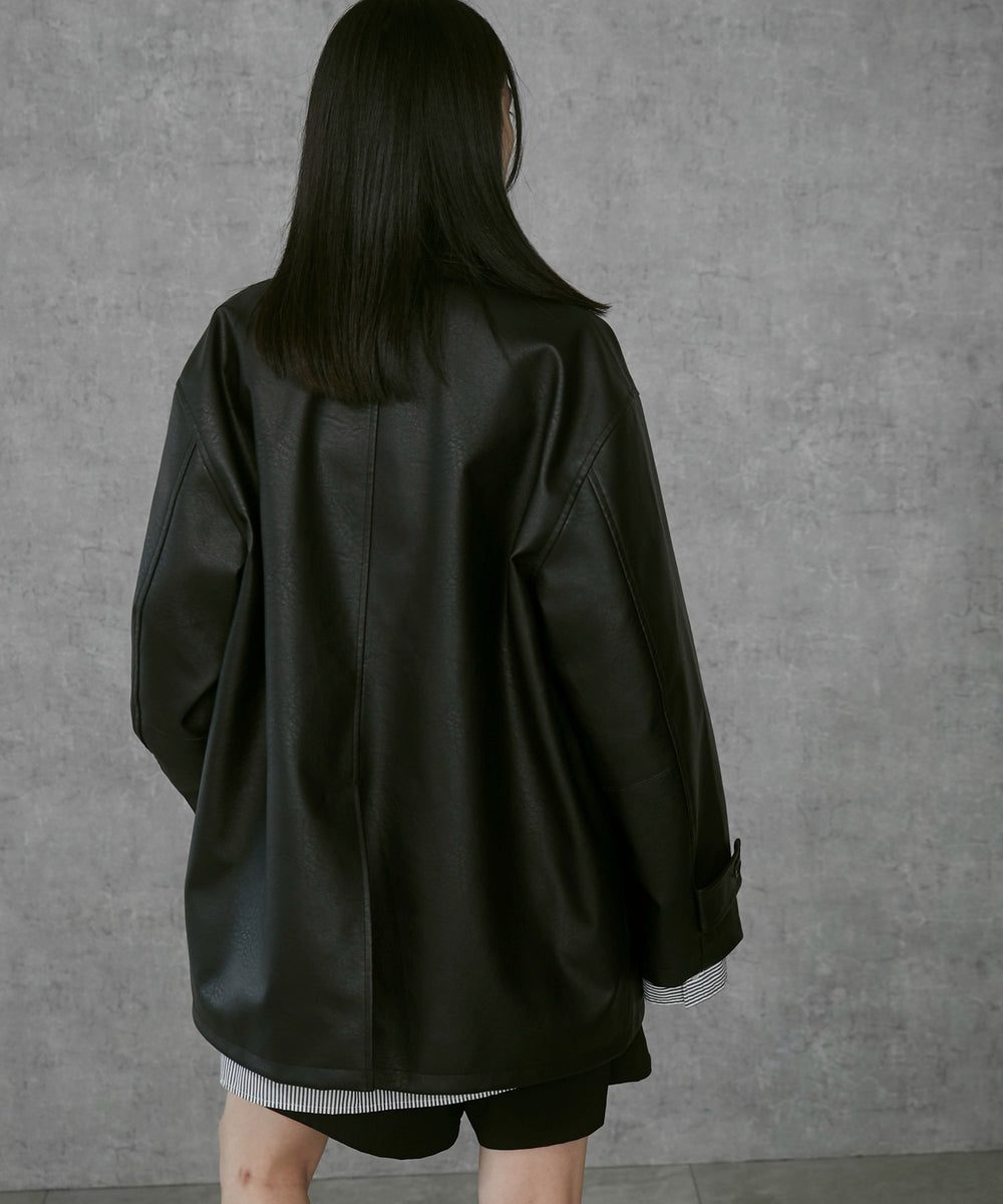 ブラック モデル：168cm M着用