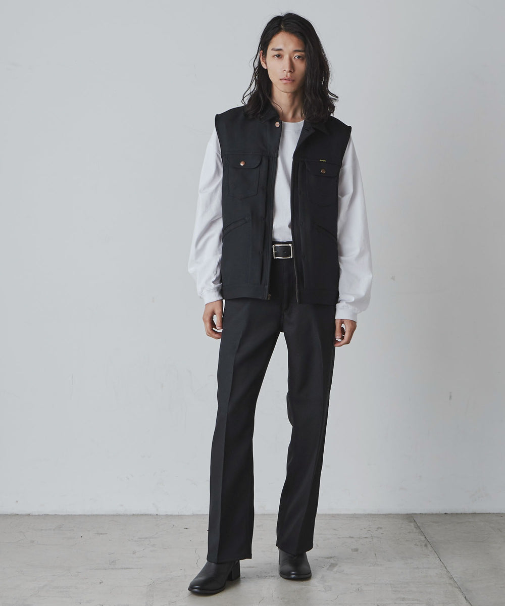 ブラック モデル：181cm L着用