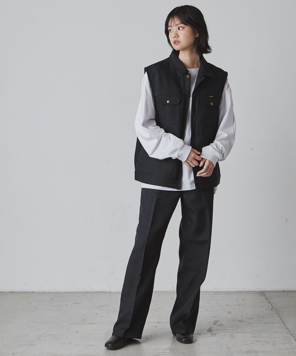 ブラック モデル：170cm L着用