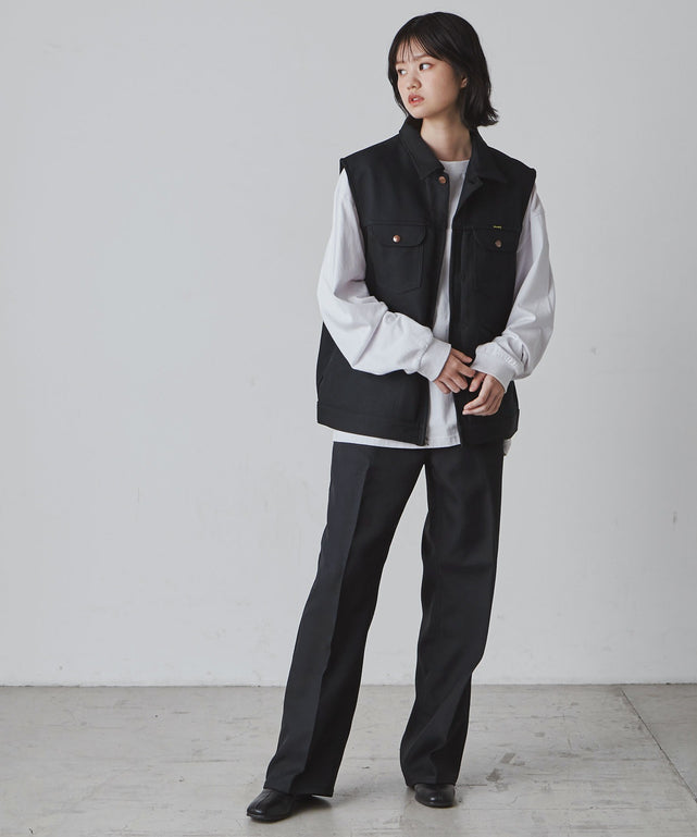 ブラック モデル：170cm L着用