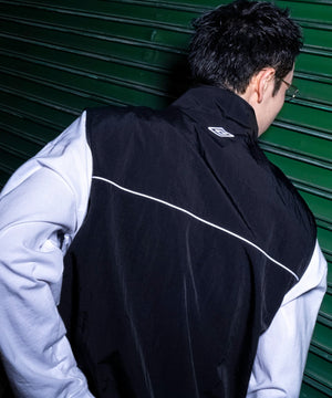 別注UMBROナイロンベスト