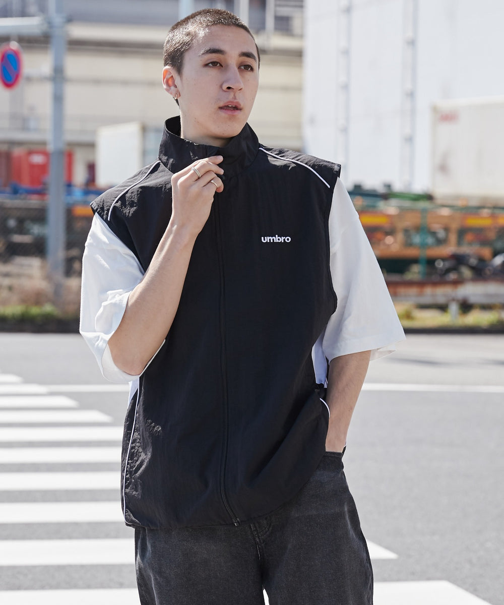 ブラック モデル：176cm L着用