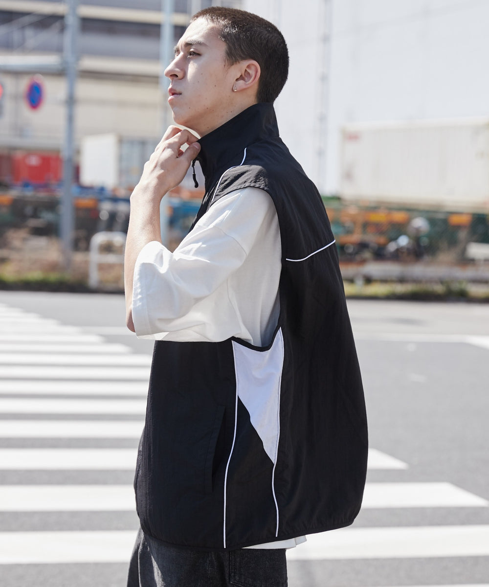 ブラック モデル：176cm L着用