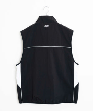 別注UMBROナイロンベスト