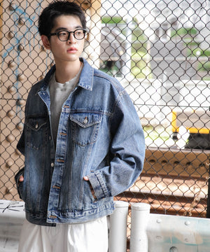 デニム淡加工 モデル：180cm L着用