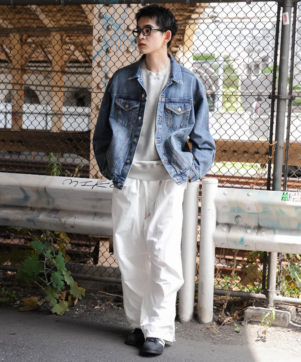 デニム淡加工 モデル：180cm L着用