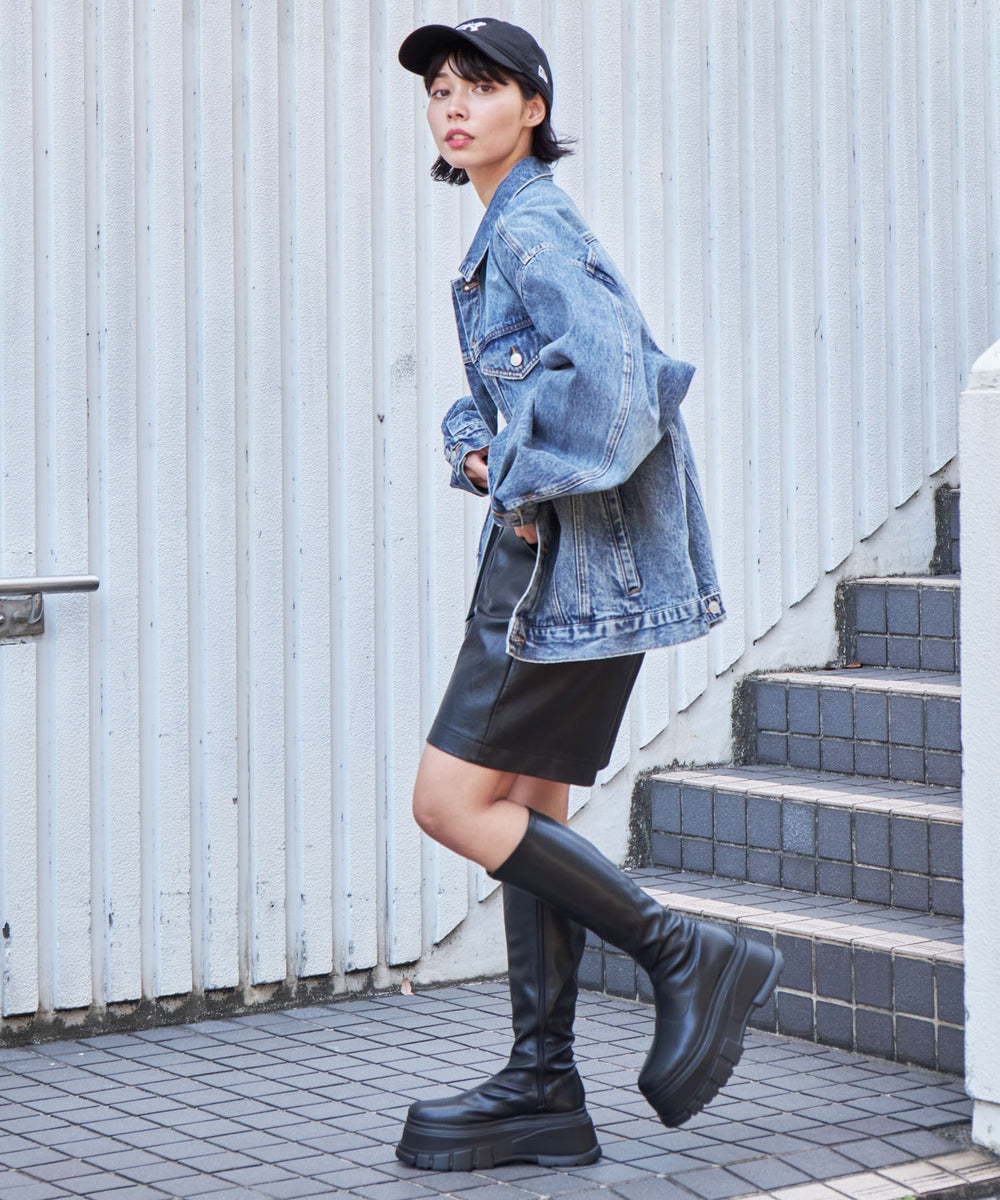 デニム淡加工 モデル：160cm L着用