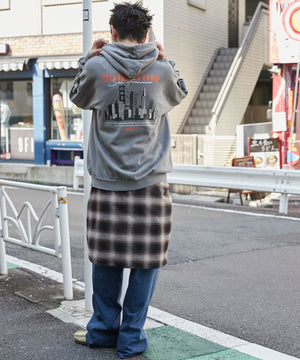 柄4 モデル:180cm L着用