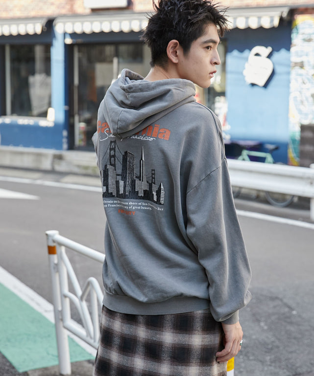 柄4 モデル:180cm L着用