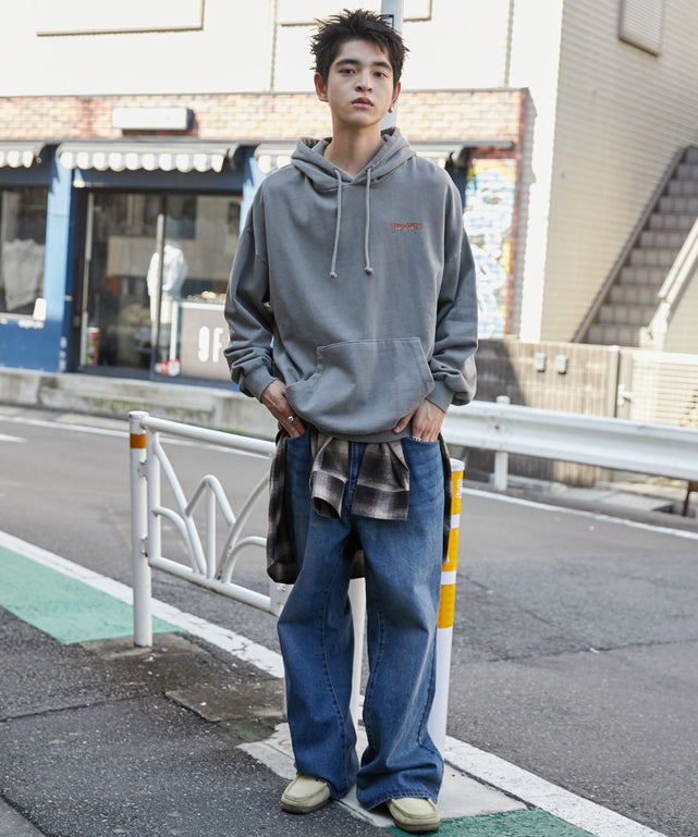 柄4 モデル:180cm L着用