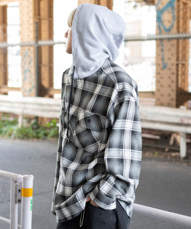 ブラックチェック1 モデル：175cm L着用