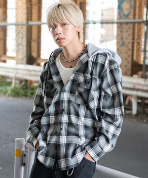 ブラックチェック1 モデル：175cm L着用