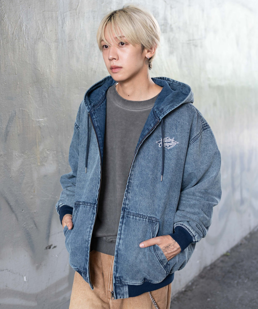 デニム淡加工 モデル：175cm L着用