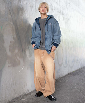 デニム淡加工 モデル：175cm L着用