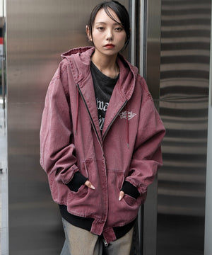 ワイン　モデル：159cm L着用