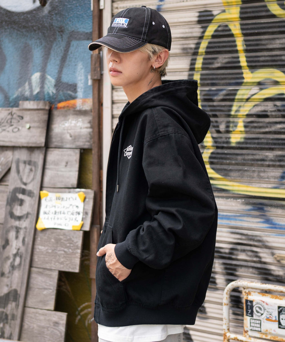 ブラック モデル：175cm L着用